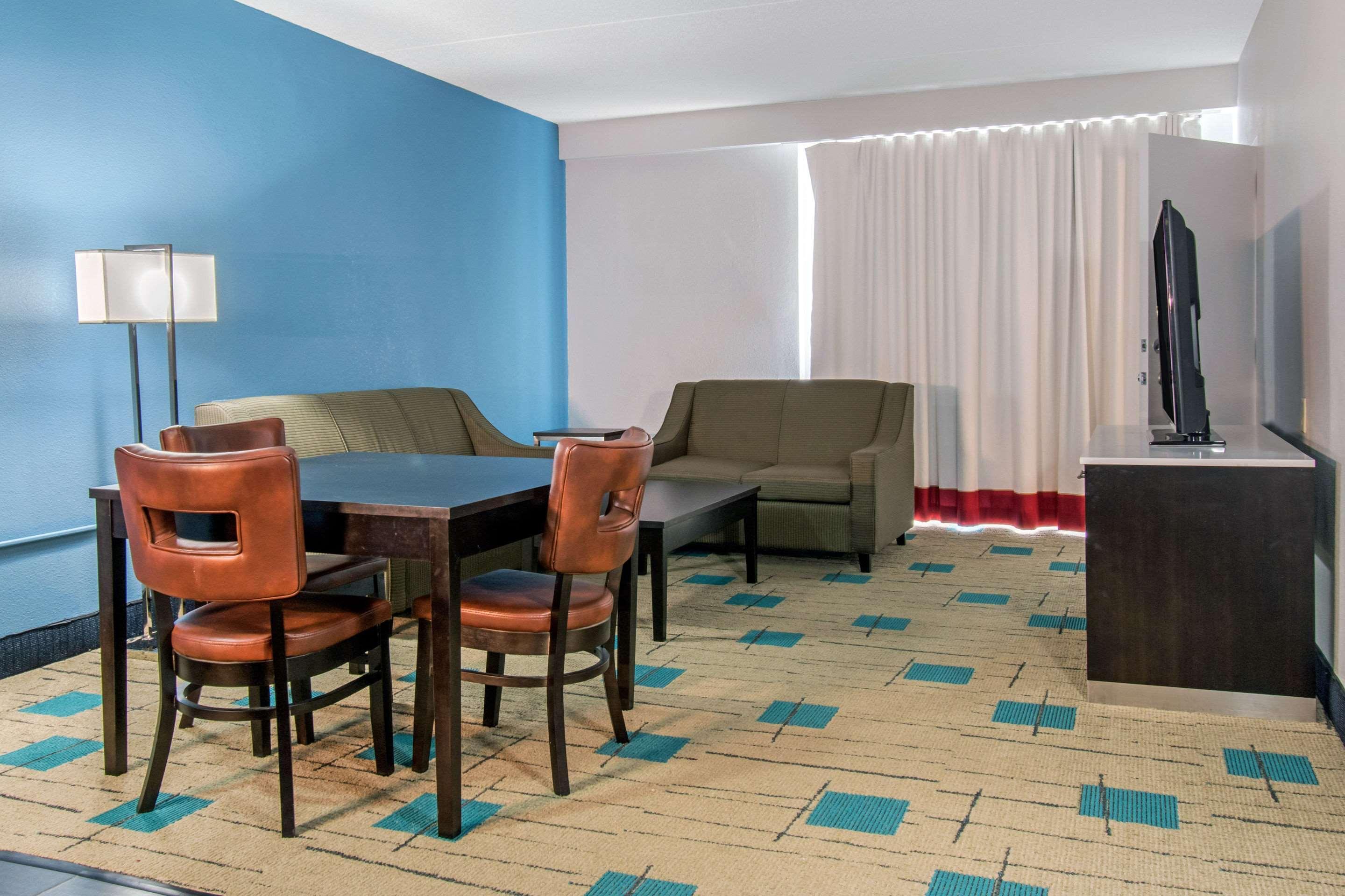 Hawthorn Extended Stay By Wyndham Chambersburg Esterno foto