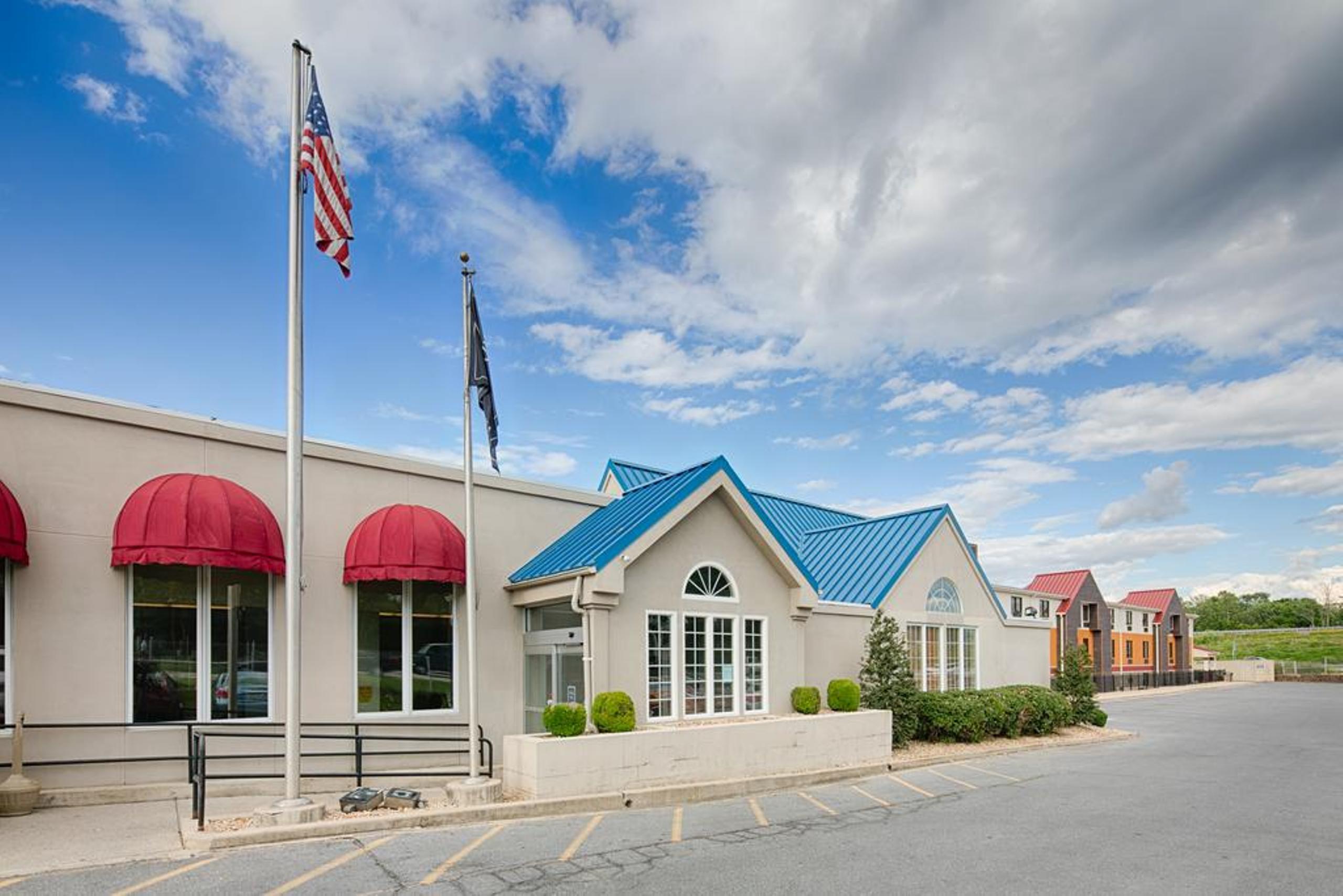 Hawthorn Extended Stay By Wyndham Chambersburg Esterno foto