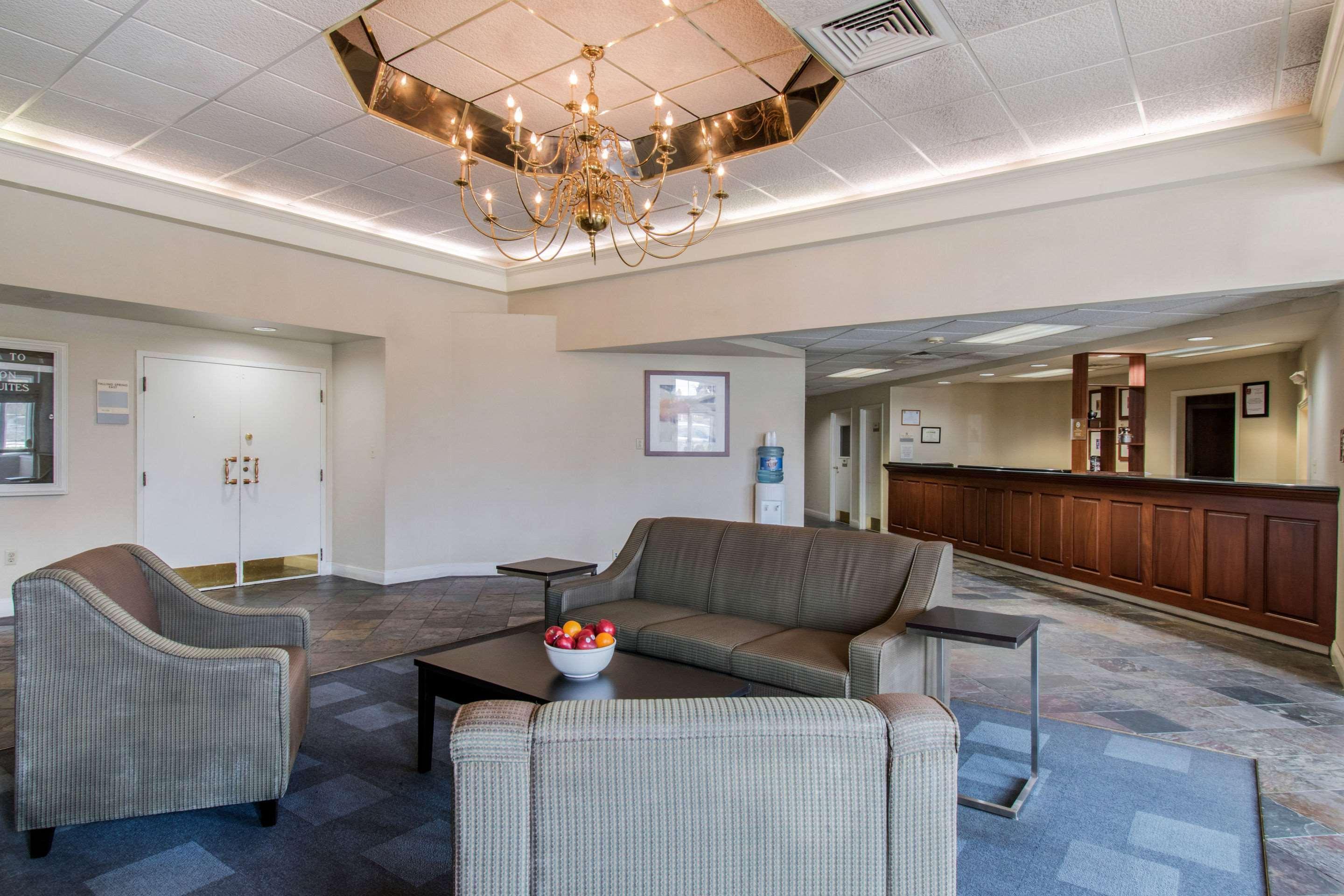 Hawthorn Extended Stay By Wyndham Chambersburg Esterno foto