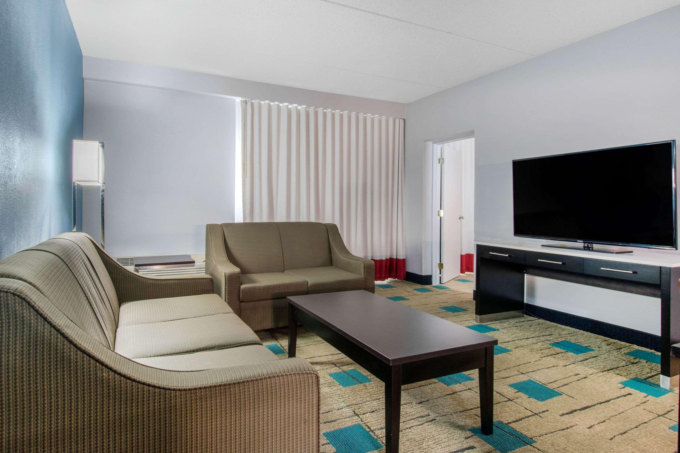 Hawthorn Extended Stay By Wyndham Chambersburg Esterno foto